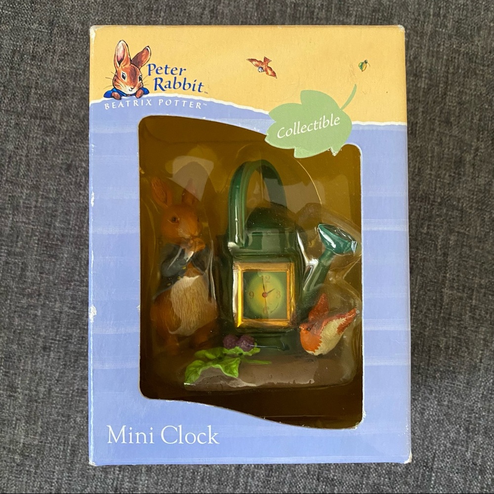 NIB Peter Rabbit Collectible Mini Clock
